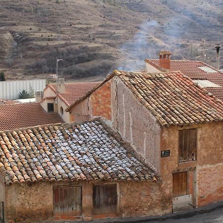 Apartamento San Mateo Camarena de la Sierra Luaran gambar