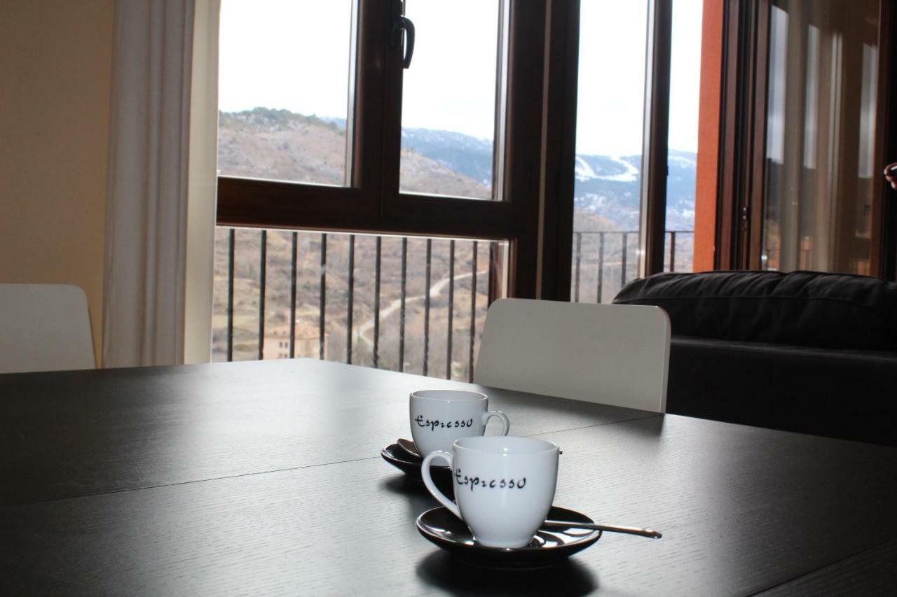 Apartamento San Mateo Camarena de la Sierra Luaran gambar
