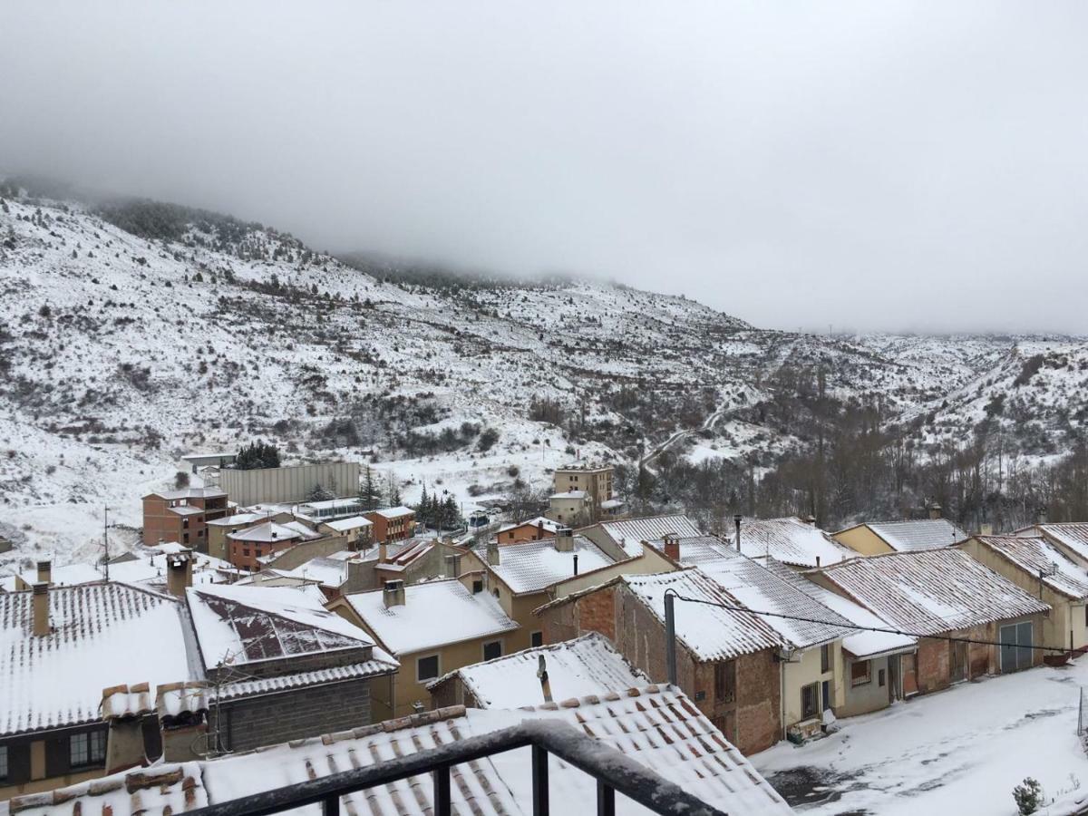 Apartamento San Mateo Camarena de la Sierra Luaran gambar